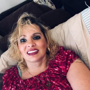 Meet your Posher, Debbie